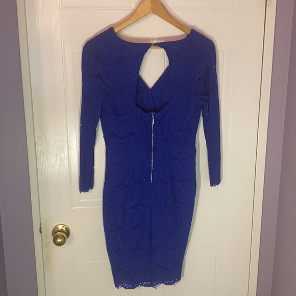 GUESS LYNA LACE DRESS IN BLUE - Picture 6 of 8